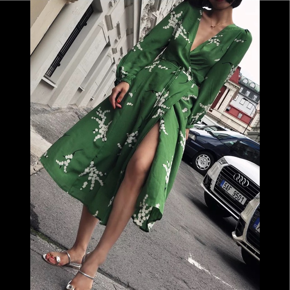 RÉALISATION PAR Violette Dress Summer Loving Green